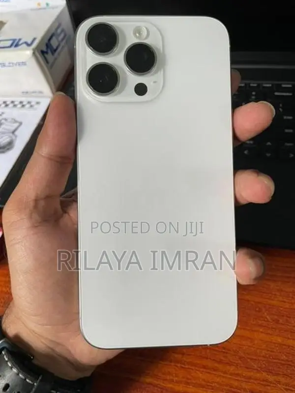 Apple iPhone 16 Pro Max 256GB (Used)