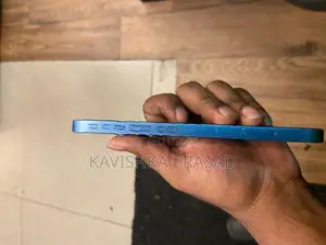 Apple iPhone 13 (Used)