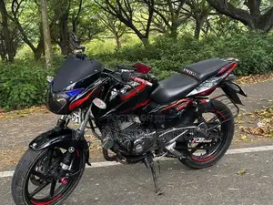 Bajaj Pulsar 180 2015