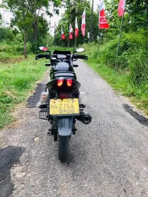 Bajaj Pulsar 150 2015