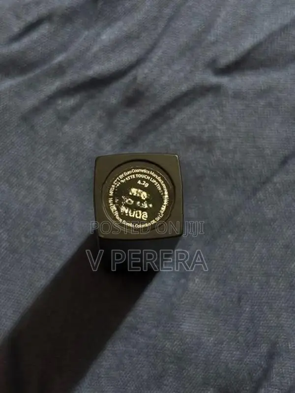 Viana Lipstick