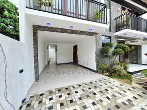 Architecture Designed Super Luxury Three Story House-Kahathuduwa