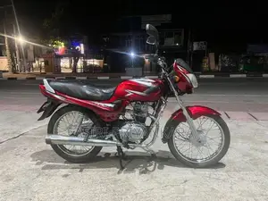 Bajaj CT100 2004