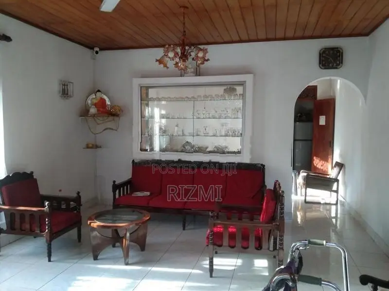 2BR Single House for Sale in Dehiwala Anderson Rd