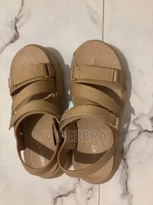 Ladies Chunky Sandals
