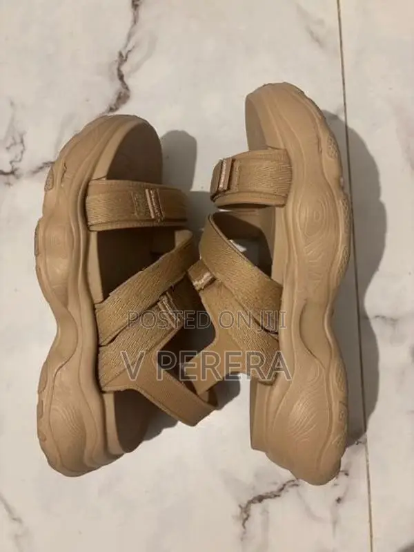 Ladies Chunky Sandals