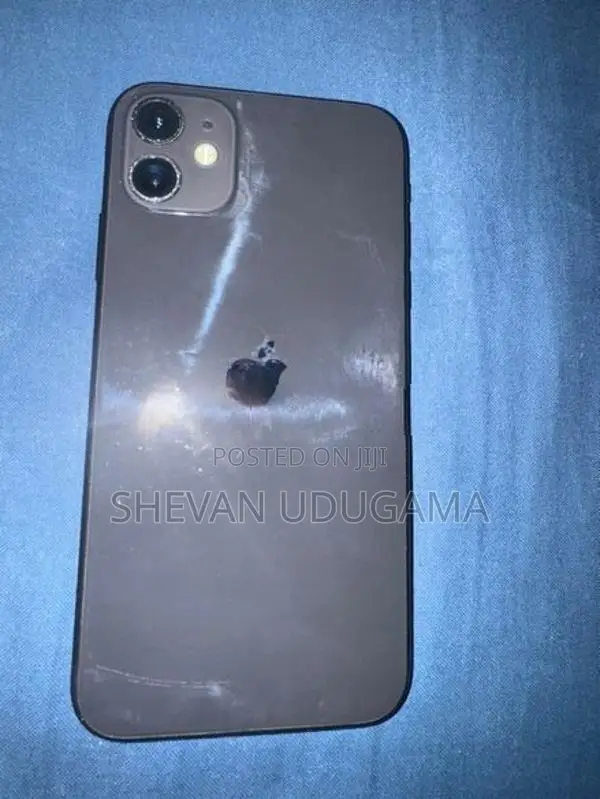 Apple iPhone 11 (Used)