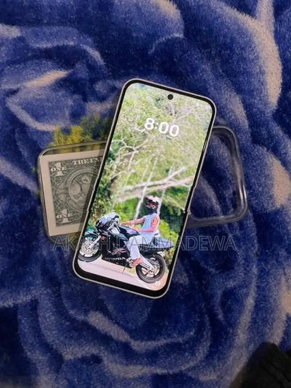 ZTE nubia V80 Design (Used)