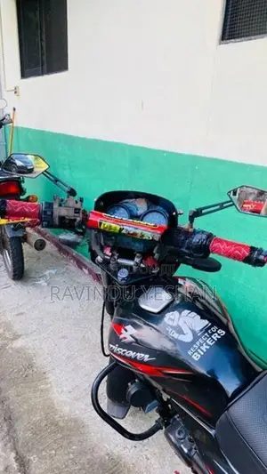 Bajaj Discover 2008