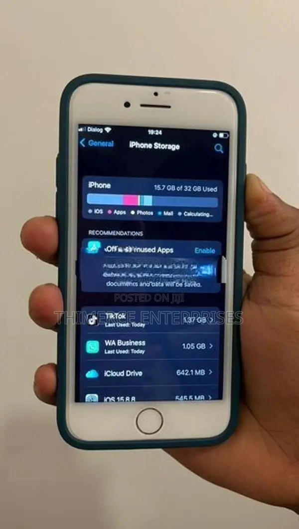 Apple iPhone 7 (Used)