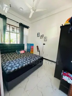 House with Land for Sale - Addalaichenai