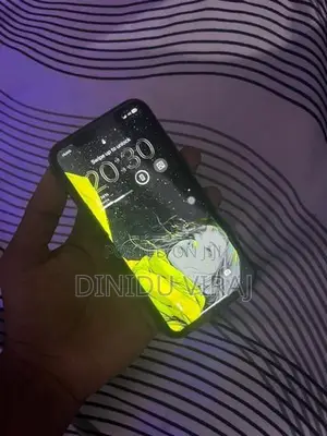 Apple iPhone 11 (Used)