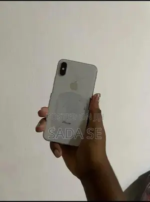 Apple iPhone XS (Used)