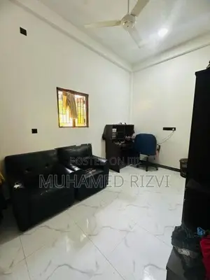 House with Land for Sale - Addalaichenai