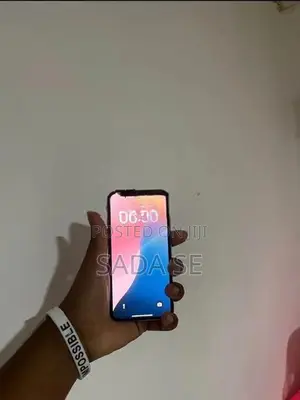 Apple iPhone XS (Used)