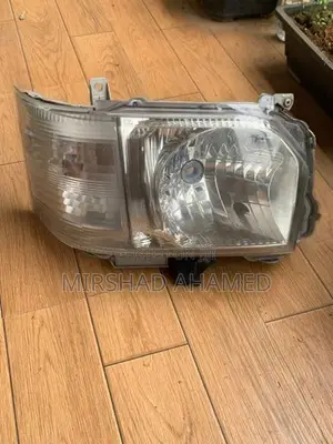 KDH 2015 Head Light