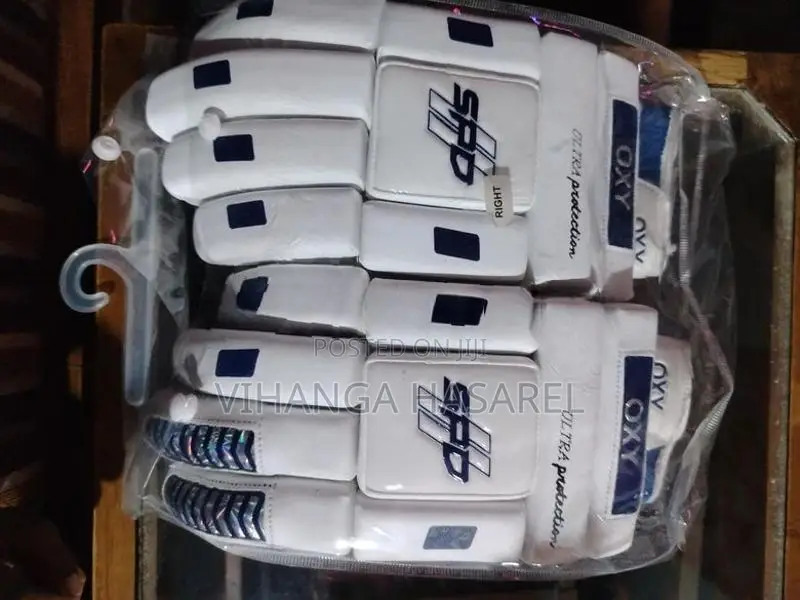 Cricket Gloves