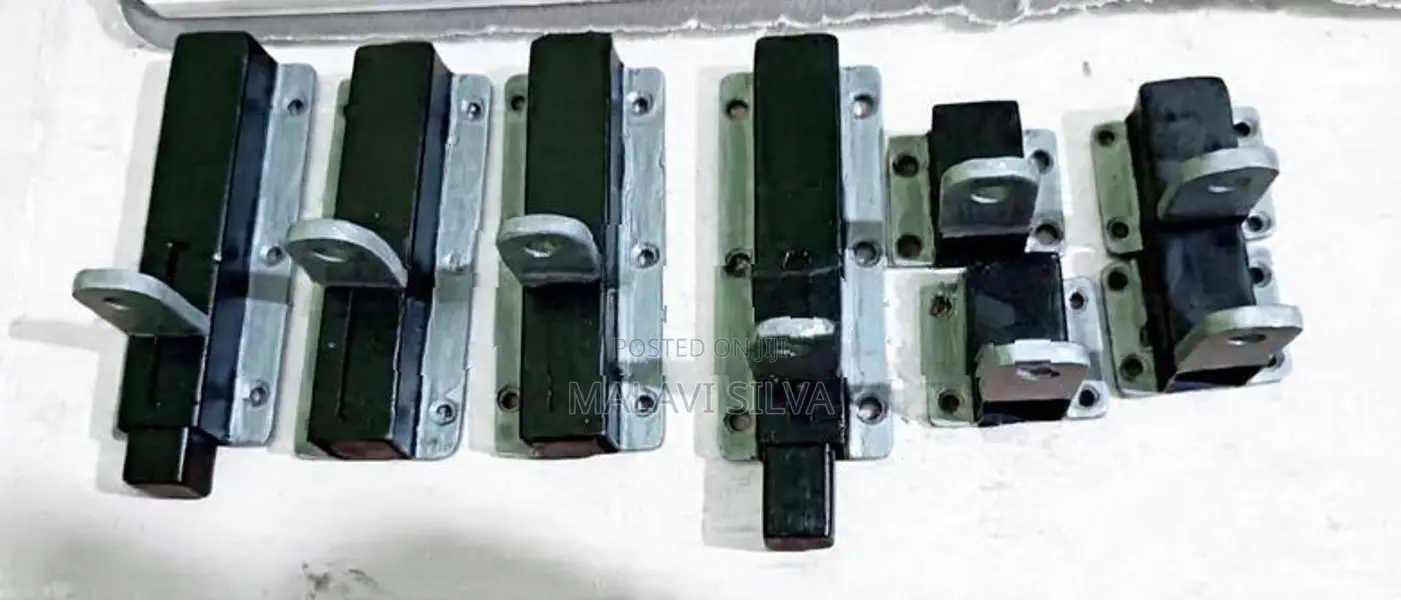 ගමේ හැදෙන ලොක්