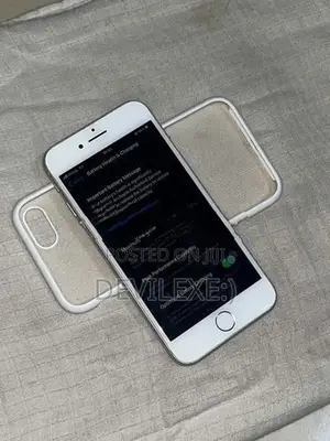 Apple iPhone 8 (Used)