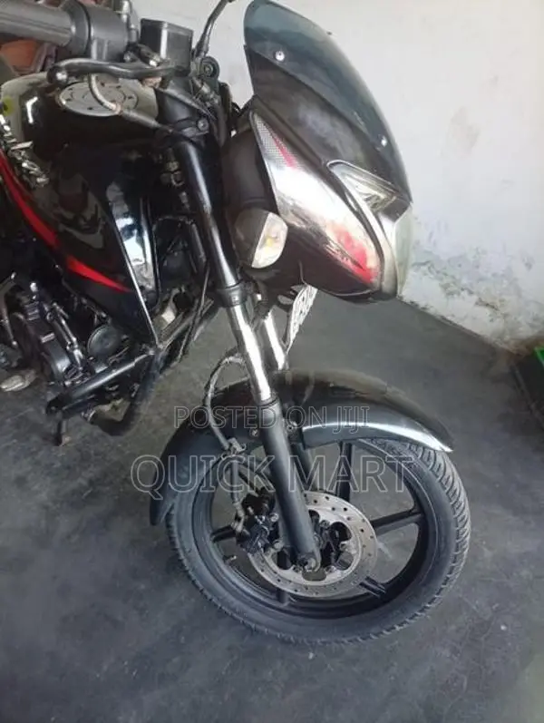 Bajaj Pulsar 150 2015