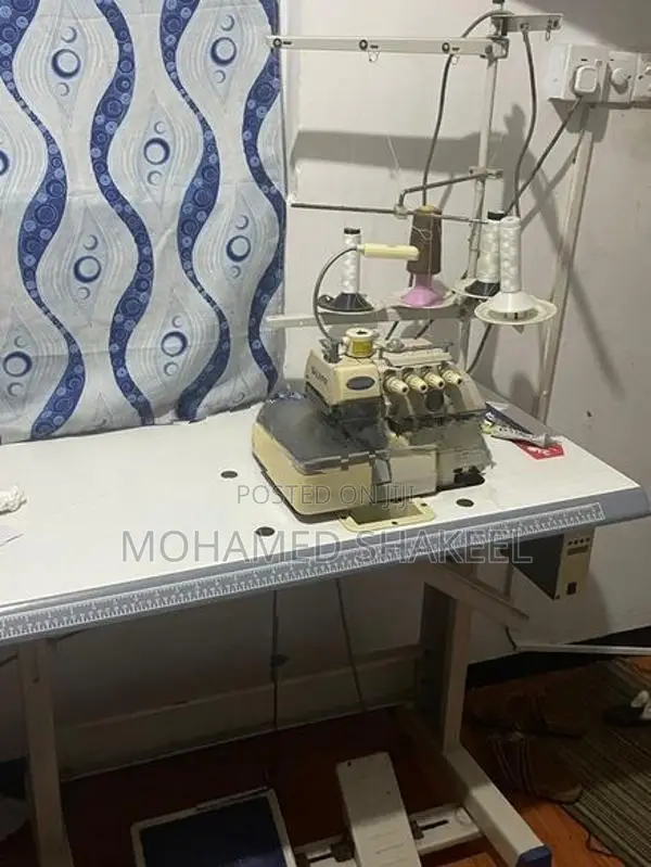Shunfa Overlock Machine