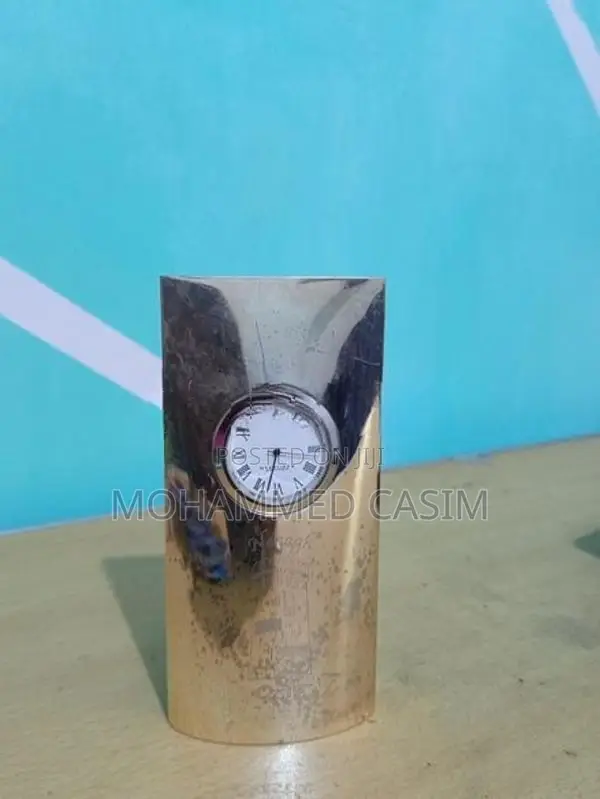 Antique Style Metallic Table Clock