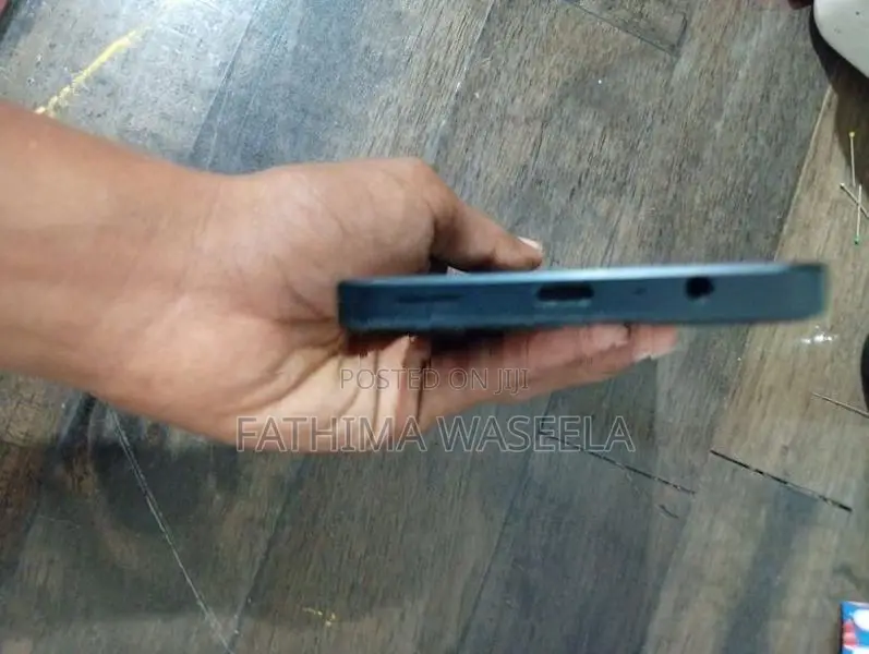 Samsung Galaxy A06 (Used)