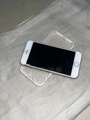 Apple iPhone 8 (Used)