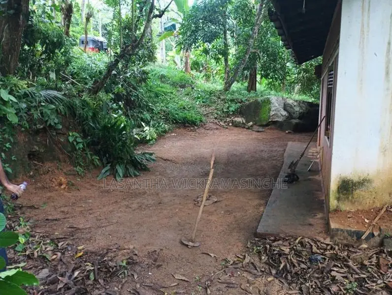 Land for Sale in Weganthale Mawanella