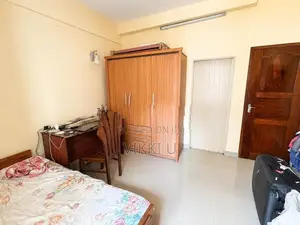 3 Bedroom Apartment For Sale near Galle Road In Colombo 6