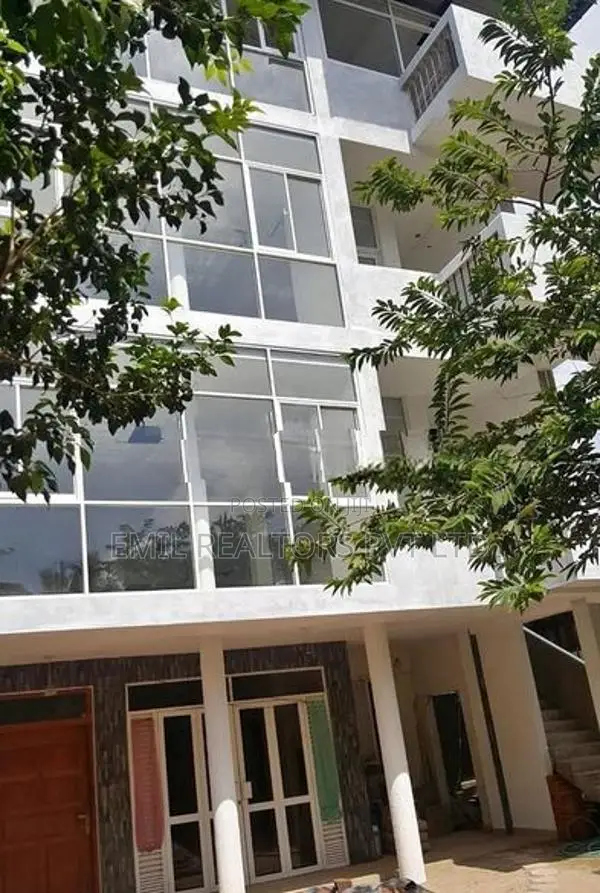 Commercial Building for Rent – Kotte (EM144RK)