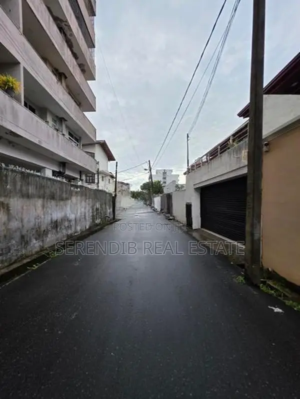 27 Perches Apartment Land Sale in Dehiwala