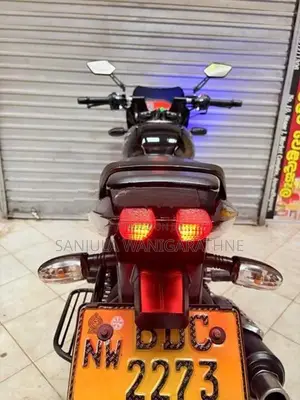 Bajaj Pulsar 150 2015
