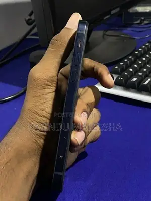 Apple iPhone 12 (Used)