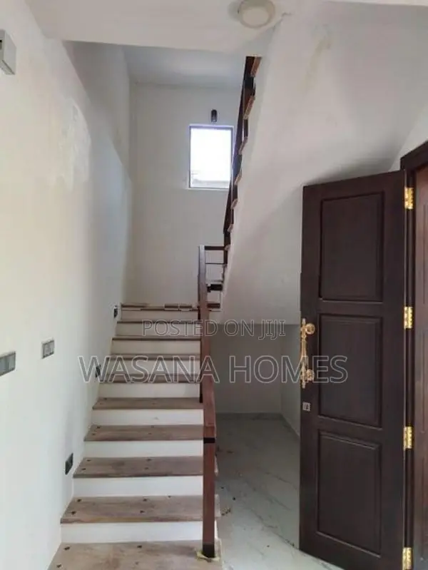 Brand New 3 Storey House for Sale Nugegoda