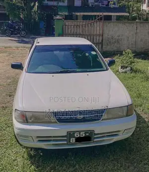 Nissan Sunny FB14 1997
