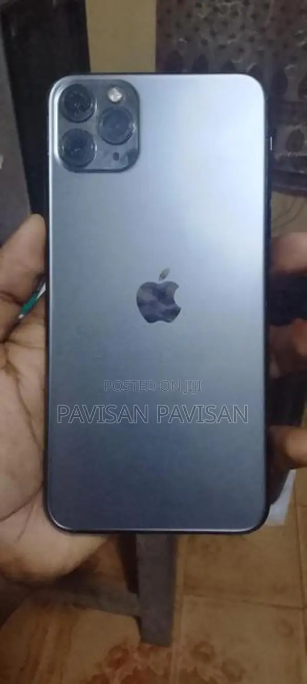 Apple iPhone 11 Pro Max (Used)