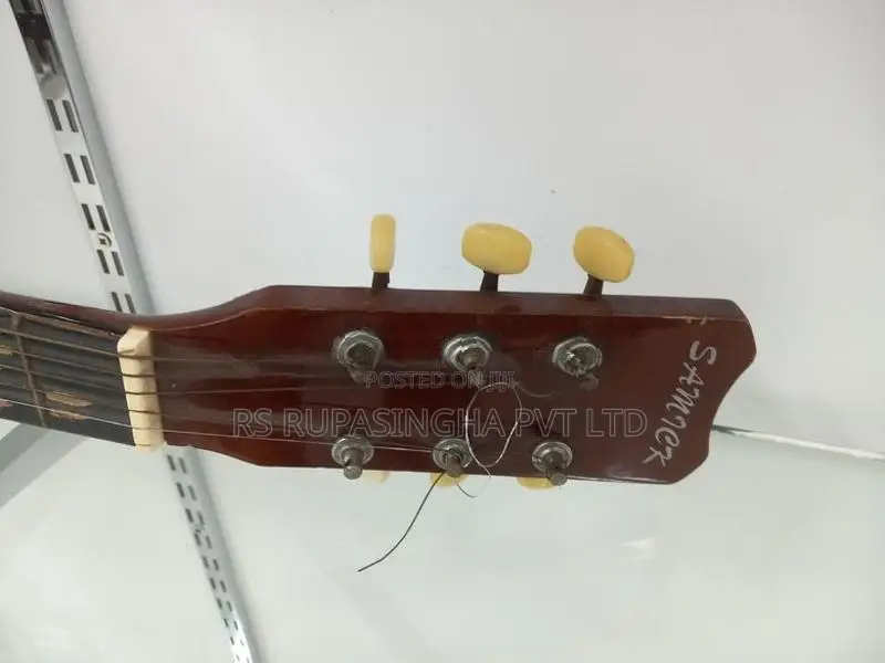 Samick Box Guitar