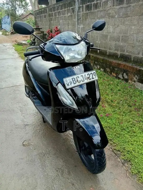 TVS Jupiter 2015