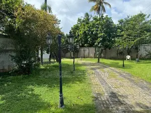 බණ්ඩාරගම නගරයෙන්ම අගනා ඉඩමක් විකිණීමට ඇත - Bandaragama