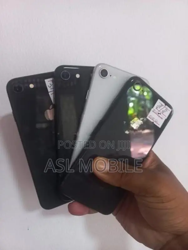Apple iPhone 8 (Used)
