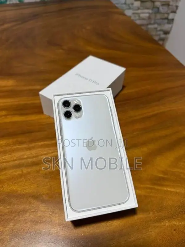 Apple iPhone 11 Pro 256GB (Used)