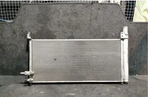 Toyota Prius ZVW30 AC condensor