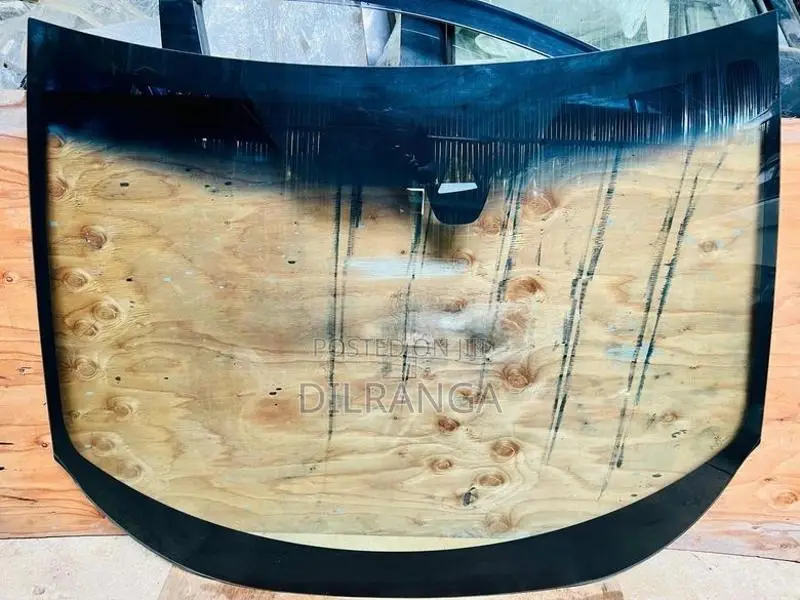 Vezel RS Windscreen