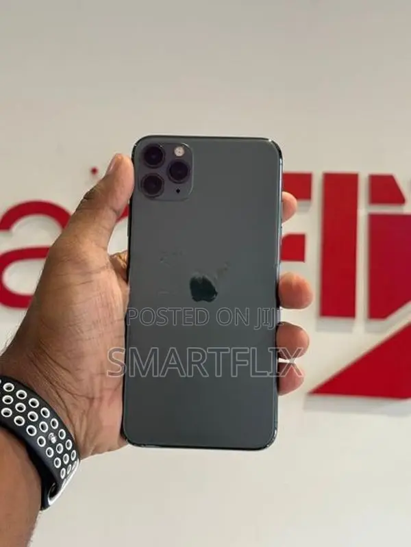 Apple iPhone 11 Pro Max (Used)