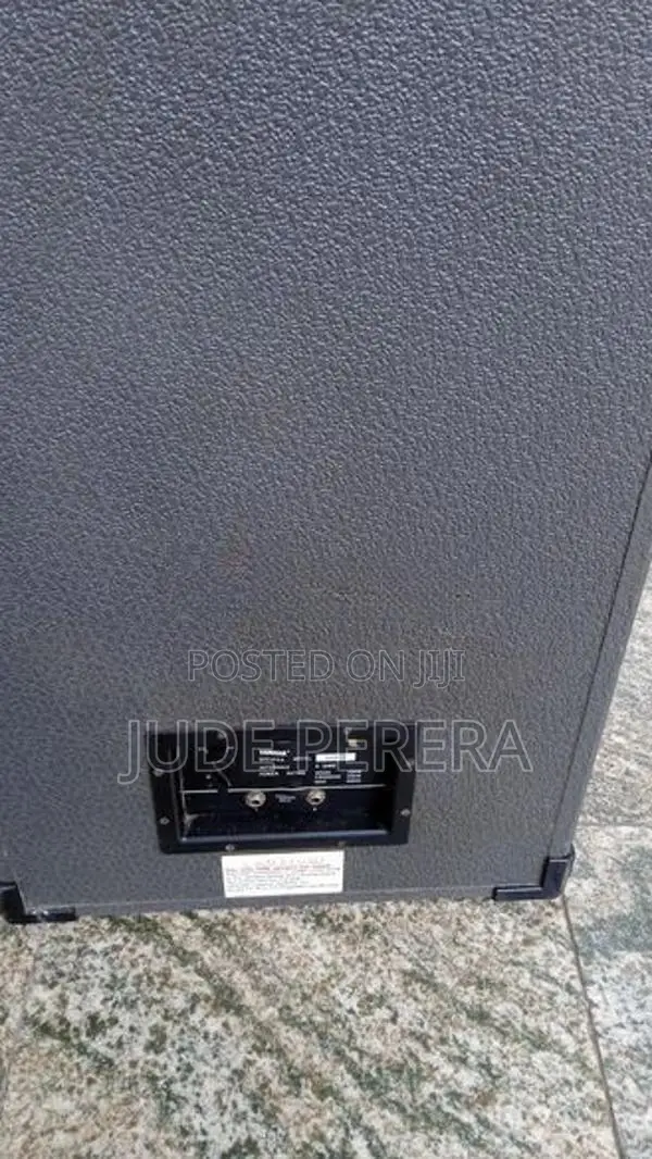YAMAHA Speaker 12"