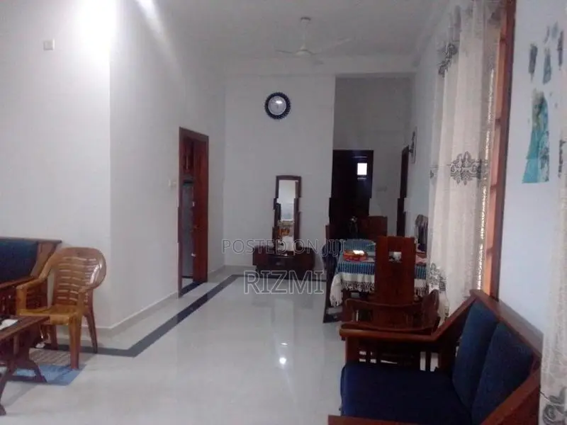 Fully Furnished 3BR Ground Floor House for Rent in Dehiwala Hill Stree