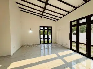 Super Luxury Modern Single Storey House for Sale in Piliyandala