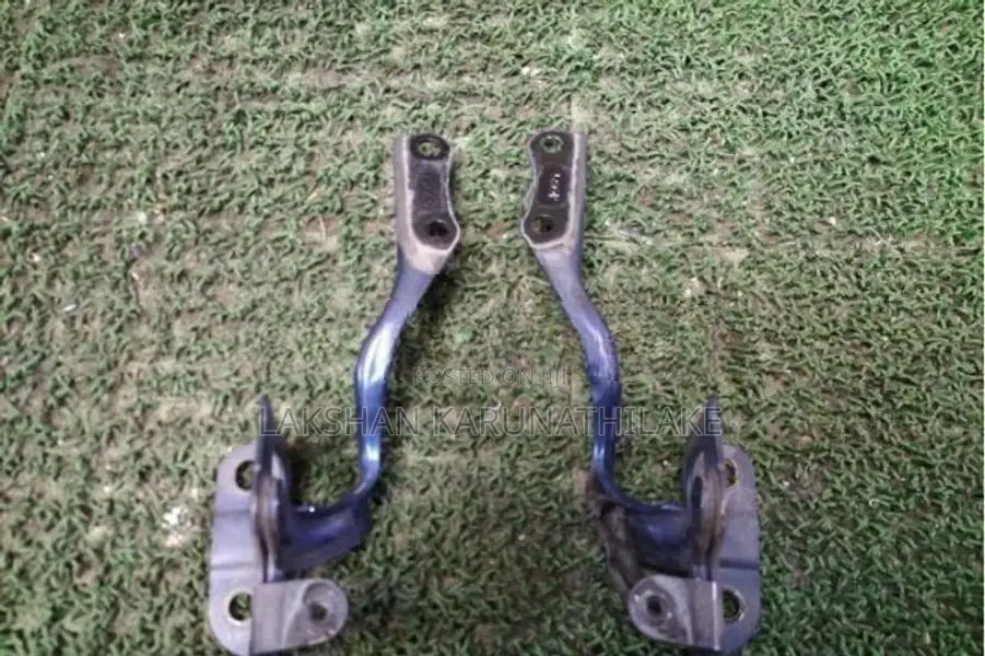 Toyota Prius ZVW30 Bonnet Hinges