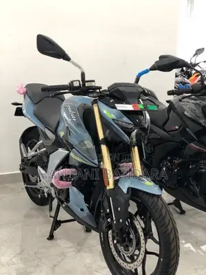Bajaj Pulsar N160 Premium 2026